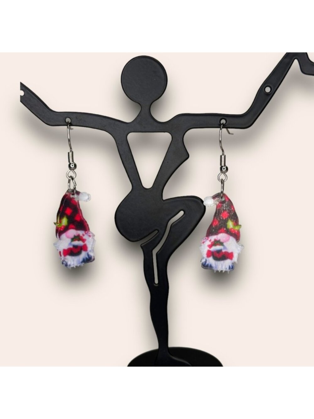 Adorable Christmas Gnome French Hook Earrings NWOT Acrylic Fun